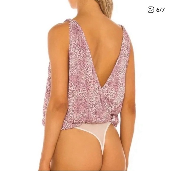 Free People Siren Blouson Bodysuit Pink Leopard Print Boho Wrap V-Neck NWT - Picture 3 of 10
